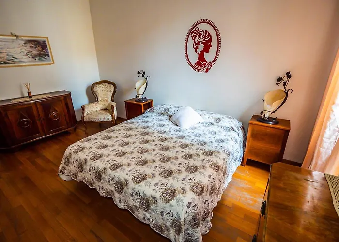 Island Апартаменты *