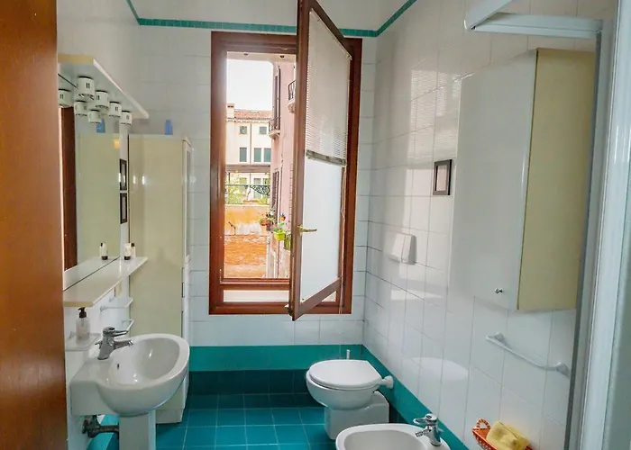 Island Апартаменты Венеция